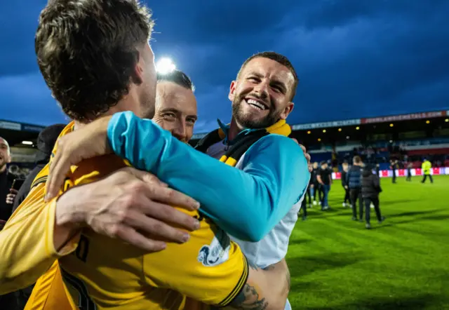 FT: Ross County 2-4 Livingston (agg 3-5)
