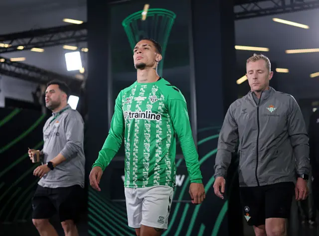Antony of Real Betis leaves the tunnel for the warm up