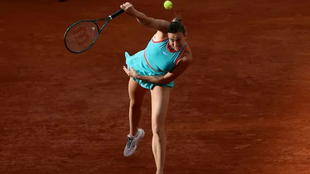 Aryna Sabalenka serves