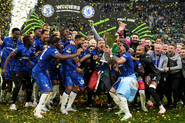 Enzo Fernandez of Chelsea celebrates