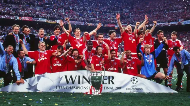 Bayern Munich players with the Champions League trophy after winning the 2001 final