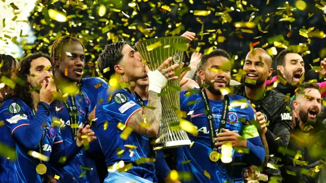 Enzo Fernandez kisses the Conference League trophy after winning the 2025 final