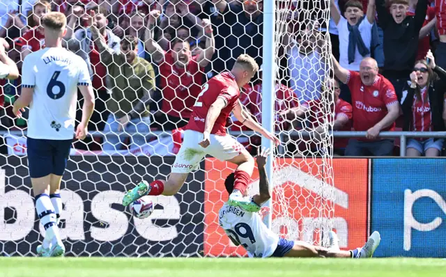 Ross McCrorie scores for Bristol City