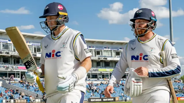 Joe Root and Jonny Bairstow