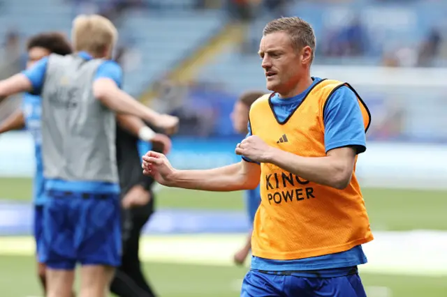 Jamie Vardy of Leicester City warms up