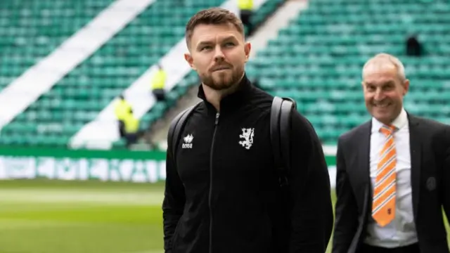 Dundee United's Glenn Middleton arrives at Easter Road