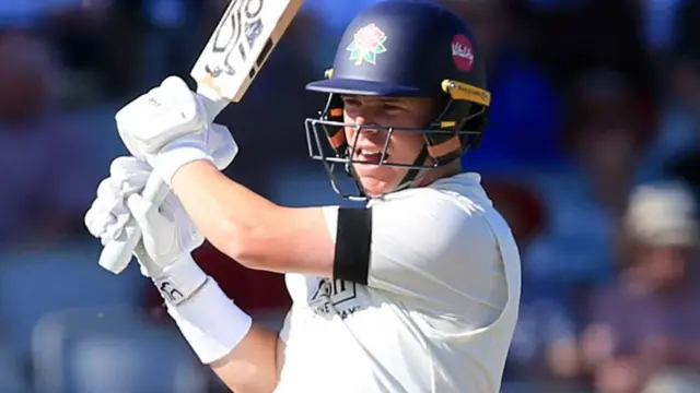 Marcus Harris batting