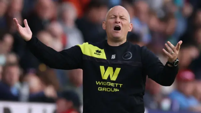 Millwall boss Alex Neil is disappointed as a chance goes begging