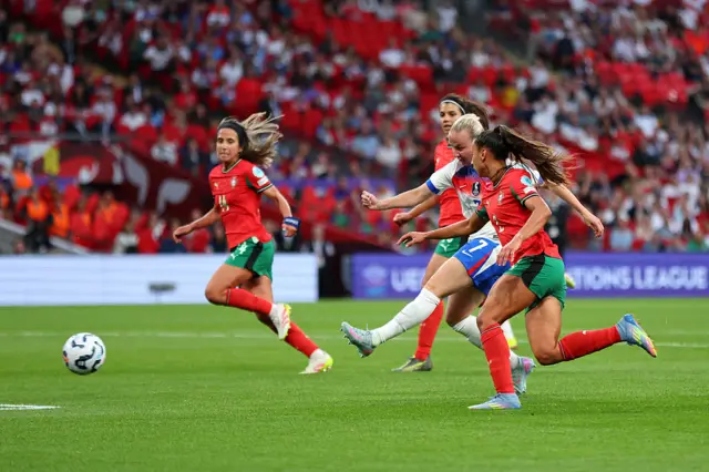 Mead fires in the fourth for England