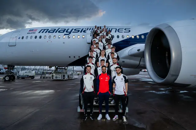 Manchester United squad picture before boarding a flight