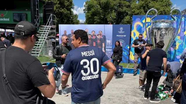 PSG fan