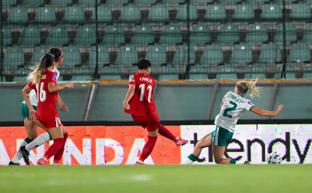 Kader Hancar scores