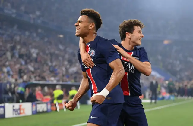 Desire Doue of Paris Saint-Germain celebrates