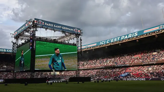 Screens at the Parc des Princes