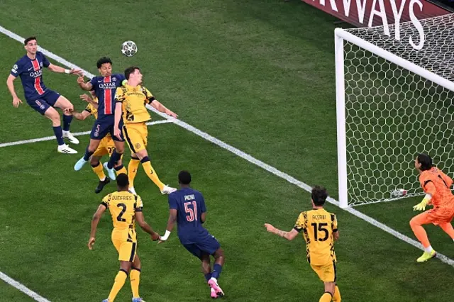 Benjamin Pavard (4L) and Paris Saint-Germain's Brazilian defender Marquinhos (3L) vie for the ball