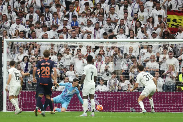 Javi Rodriguez scores