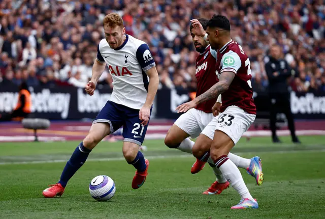 Kulusevski battling for Spurs