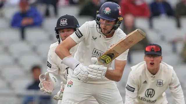 Tom Hartley batting