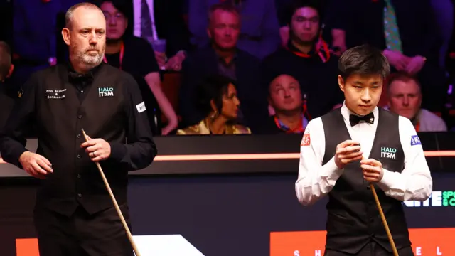 Mark Williams and Zhao Xintong