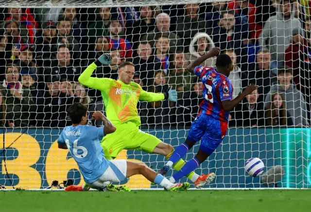 Nottingham Forest's Matz Sels concedes a penalty
