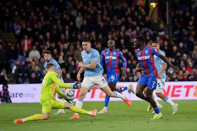 Matz Sels of Nottingham Forest makes a save, after a shot from Ismaila Sarr of Crystal Palace during the Premier League match between Crystal Palace FC and Nottingham Forest FC at Selhurst Park
