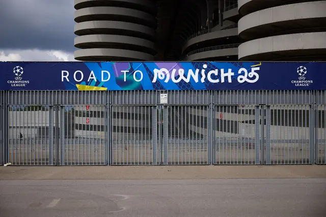 Road to Munich image