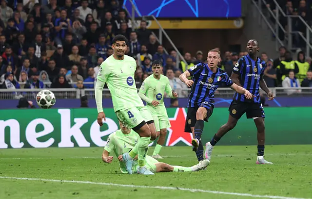 Davide Frattesi of FC Internazionale scores his team's fourth goal