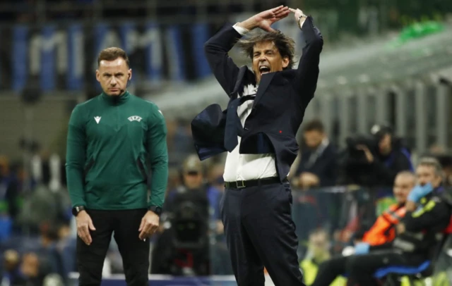 Inter Milan coach Simone Inzaghi reacts