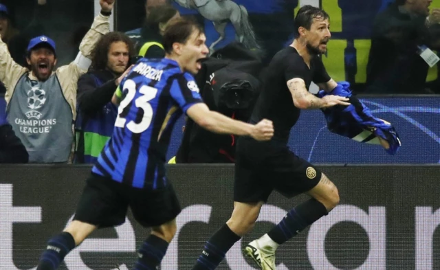 Inter Milan's Francesco Acerbi celebrates scoring