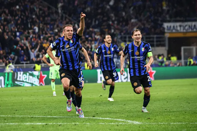Davide Frattesi of FC Internazionale celebrates