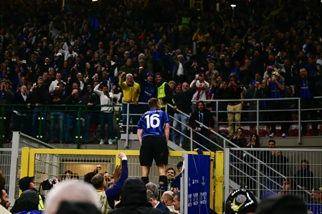 Davide Frattesi celebrates