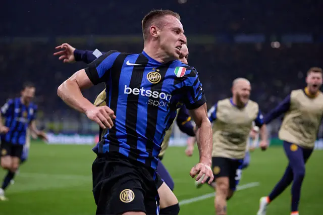 Davide Frattesi celebrates scoring Inter Milan's winner