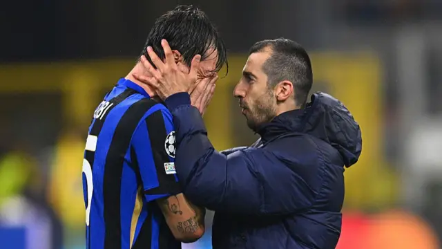 Acerbi cries
