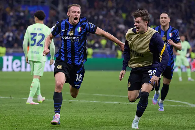 Substitute Davide Frattesi settles the tie with a fourth goal for Inter