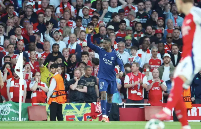 Dembele celebrates his goal against Arsenal in the first leg