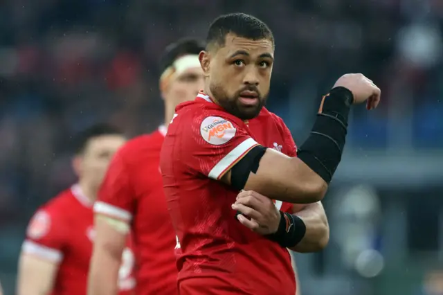 Taulupe Faletau