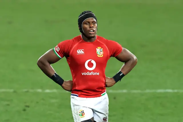 Maro Itoje playing for the Lions in 2021