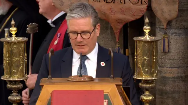 Sir Keir Starmer reads from Matthew's Lesson during VE Day 80 service