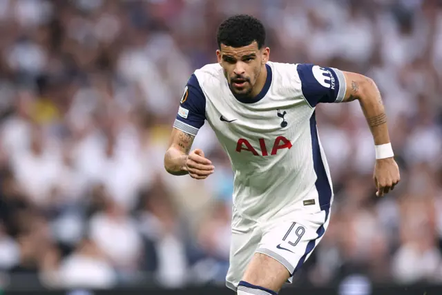 Dominic Solanke of Tottenham Hotspur running