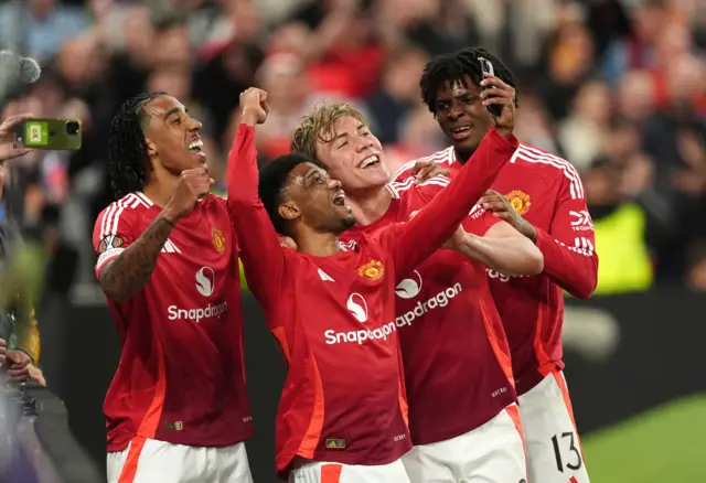 Manchester United's Rasmus Hojlund celebrates