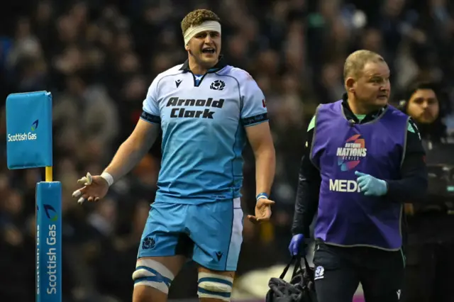 Scotland lock Scott Cummings
