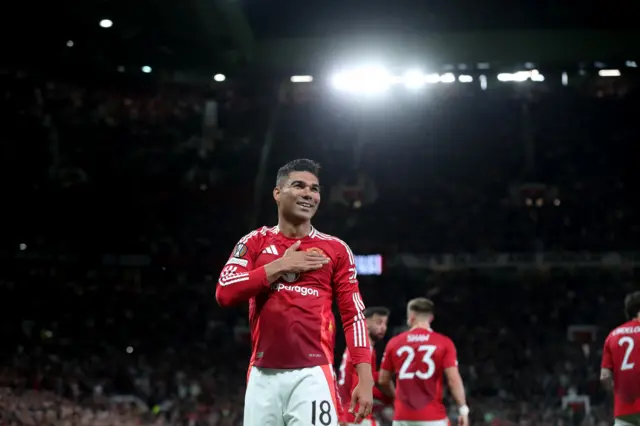 Manchester United's Casemiro celebrate