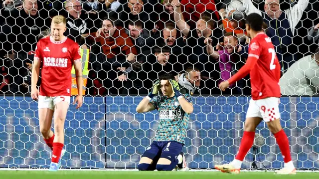 Bristol City players dejected