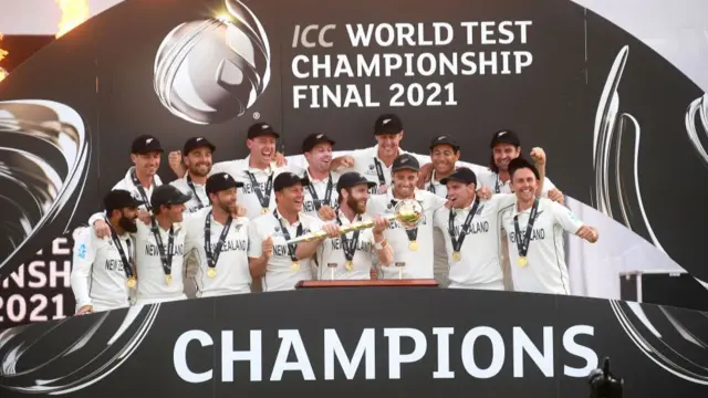New Zealand with the WTC mace
