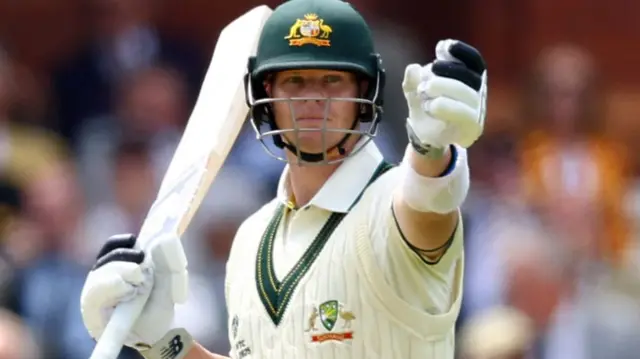 Steve Smith points