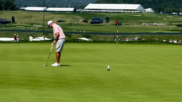 Oakmont green