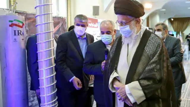 Iranian Supreme Leader Ayatollah Khamenei visits centrifuge facility in Tehran (file photo)