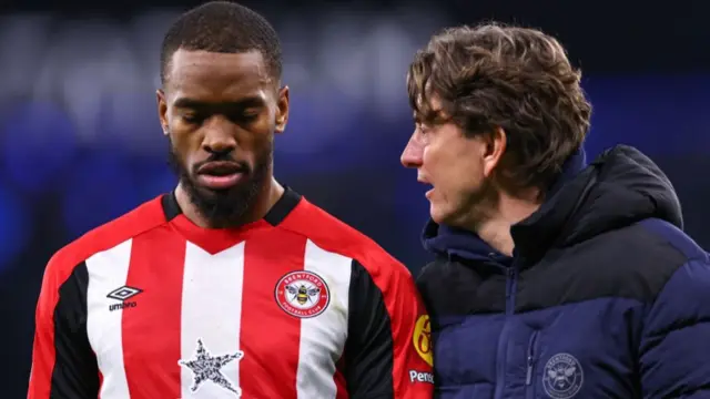 Ivan Toney of Brentford and Thomas Frank
