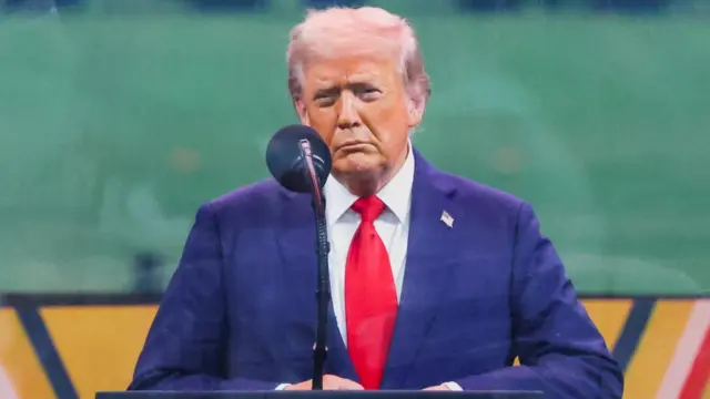 Trump speaks to parade