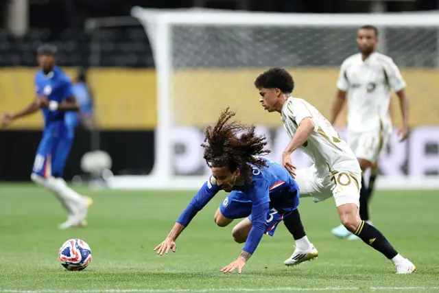 Cucurella and Martinez clash in midfield